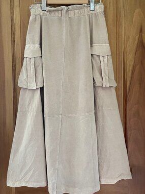 Beige Cargo Skirt with Side Pockets and Fabric Panel Details—size S